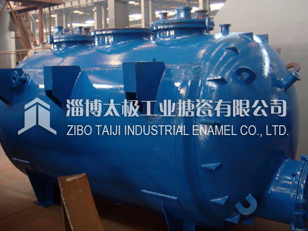  搪玻璃反應(yīng)釜搪瓷反應(yīng)釜的優(yōu)點(diǎn)及其使用條件